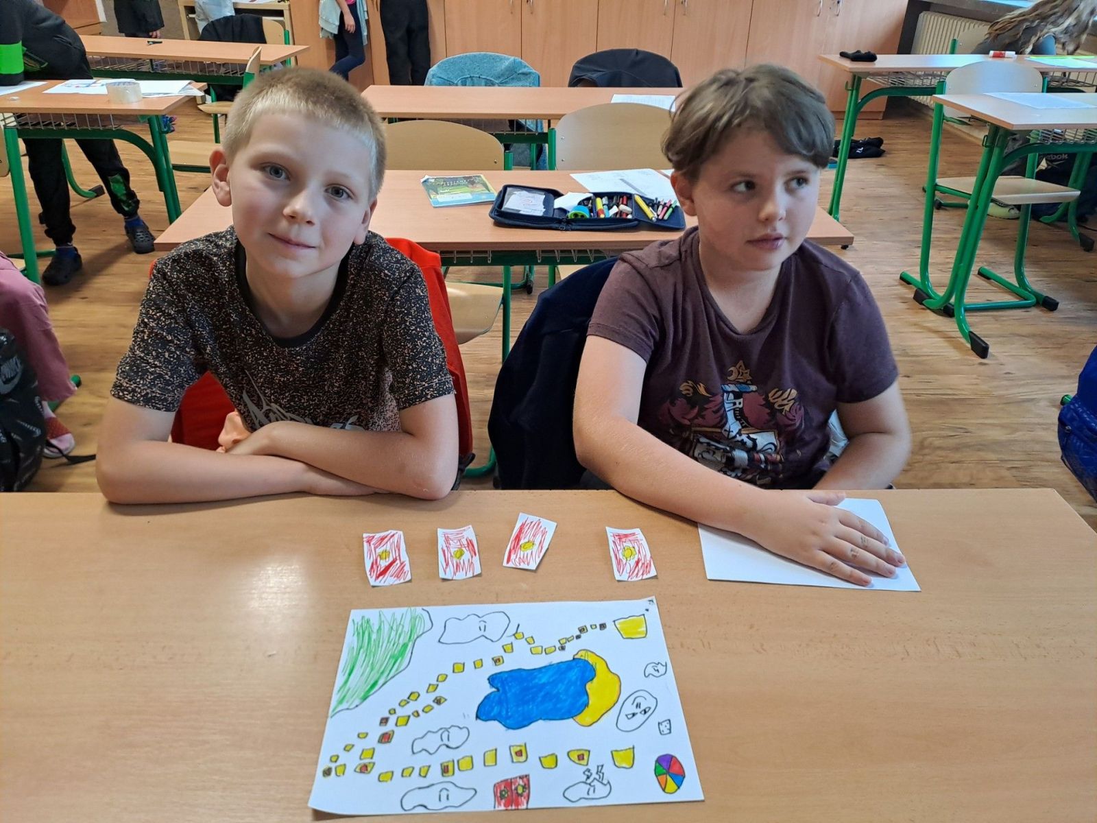 Tvoření vlastních deskových her v pátých třídách. 
