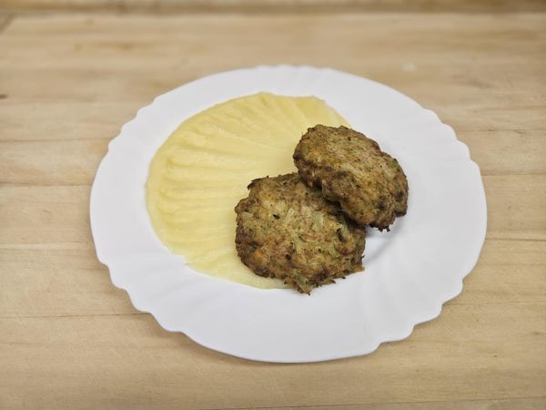 Brokolicový karbenátek s uz.tofu, bram.kaše
