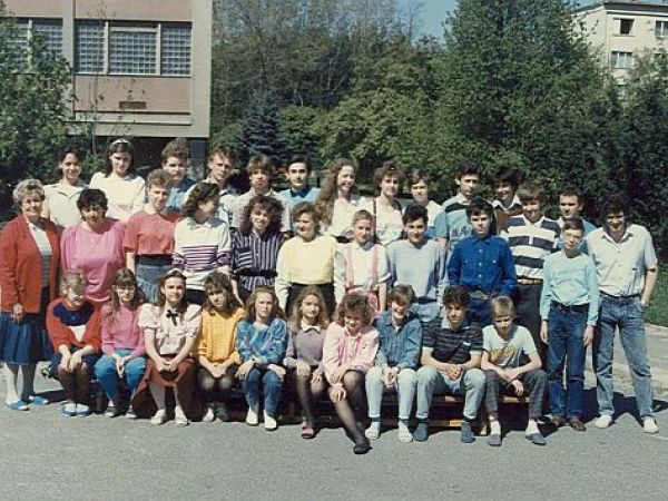 8.A - 1989/1990